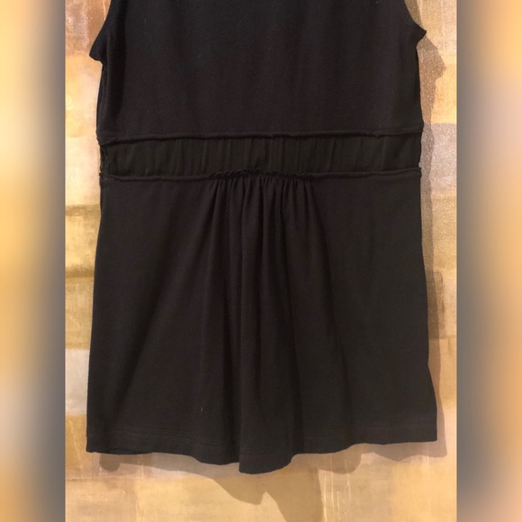 "STILE" BENETTON Black Pleated Sleeveless Top EUC - Picture 5 of 8